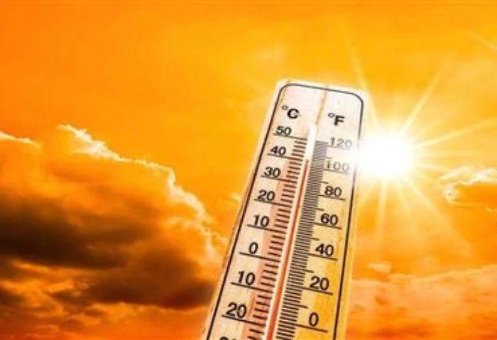 أصعب 48 ساعة في سبتمبر، تعرف على حالة الطقس خلال اليومين القادمين تشهد البلاد موجة شديدة الحرارة بحسب الأرصاد الساعات المقبلة، إذ يكون الطقس شديد الحرارة خلال 48 ساعة القادمة ، ومن