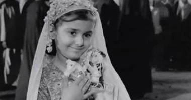 المولد النبوي في عيون الدراما والسينما المصرية.. 5 مشاهد بين التاريخي والشعبي المرأة والمنوعات قد يحلم الإنسان بالعيش في حقبة زمنية معينة أو زيارتها ليرى ما كان يحدث فيها، ولكن هذا