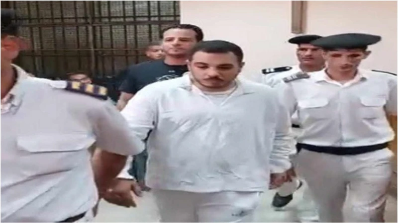 مصر: الإعدام شنقا لسفاح التجمع بتهمة إنهاء حياة 3 سيدات اخر خبر أصدرت محكمة جنايات في مصر حكمها على سفاح التجمع المتهم بقتل 3 سيدات ومعاشرتهن،