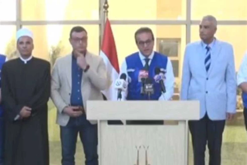 الدول لا تدار بالسوشيال ميديا.. وزير الصحة يعلق على تناول شائعات الوضع الصحي في أسوان شدد الدكتور خالد عبدالغفار، نائب رئيس مجلس الوزراء وزيرالصحة