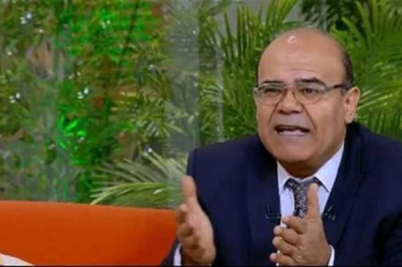 مجدى بدران للأمهات: لو عاوزه ابنك ذكي أكليه طعام القرود (فيديو) أكد الدكتور مجدي بدران، عضو الجمعية المصرية للحساسية والمناعة، على أهمية إعداد وجبات غذائية متوازنة للأطفال لضمان صح