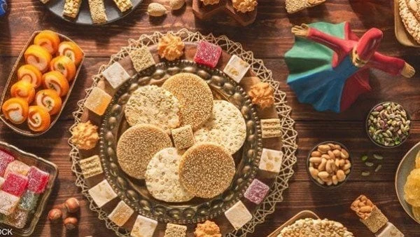 دار الإفتاء: تهادي حلوى المولد النبوي الشريف بين الناس أمر مستحبأكدت دار الإفتاء المصرية أن تهادي حلوى المولد النبوي الشريف بين الناس أمر مستحب،