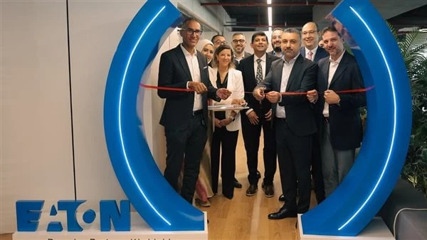 إيتون توسع حضورها في مصر بافتتاح مكتب ومركز تجربة عملاء جديدين وشراكات استراتيجيةعززت إيتون، الشركة الرائدة عالميا في حلول إدارة الطاقة الذكية، حضورها في جمهورية مصر العربية بافتتا