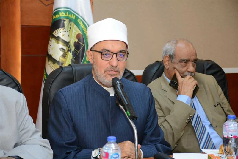 مفتي الجمهورية يثمن القيمة الدينية والوطنية لمبادرة الرئيس بداية جديدة لبناء الإنسان أعرب الدكتور نظير عياد -مفتي الجمهورية، رئيس الأمانة العامة لدور