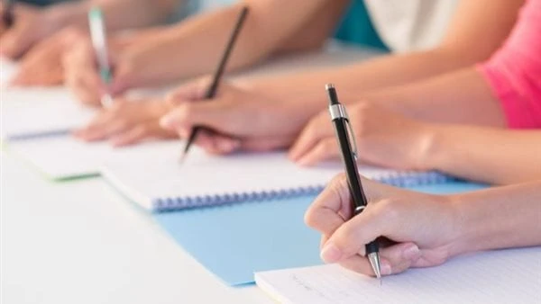 هل كان النبي أميا لا يعرف القراءة ولا الكتابة؟.. دار الإفتاء تجيبورد إلى دار الإفتاء المصرية، سؤال يقول (هل كان سيدنا محمد صلى الله تعالى عليه وآله وسلم أميا أم لا؟ بدليل أنه كتب ب