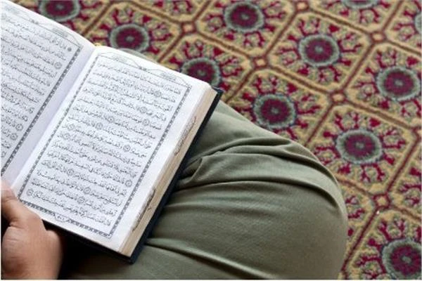 بعد بيان وزارة الأوقاف.. تعرف على خطوات الإبلاغ عن قناة قرآنية بالأغاني متفرقات بعد بيان وزارة الأوقاف.. تعرف على خطوات الإبلاغ عن قناة قرآنية