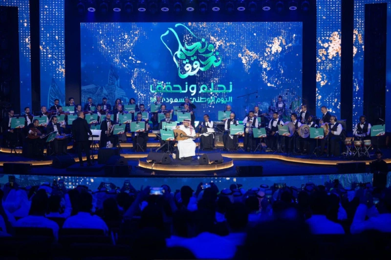 الثقافة والفن: علي بن محمد يتألق في جازان احتفالا باليوم الوطني 94 أحيا الفنان علي بن محمد ليلة احتفالية ضمن فعاليات الاحتفال باليوم الوطني السعودي 94، الذي نظمته شركة بنش مارك بدع