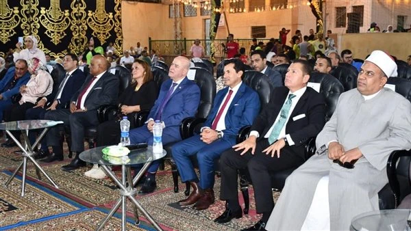 -وزير الرياضة يتفقد مركز شباب الإمامين والتونسي ويشهد احتفالية المولد النبوي .. أكد وزير الشباب والرياضة الدكتور أشرف صبحي، أهمية التعاون مع مؤسسة مودة مساجد آل البيت تنمية وتطوير،