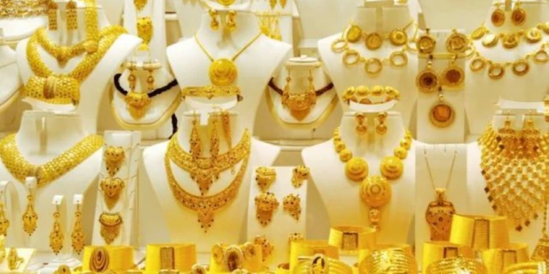 الإفتاء توضح الحكم الشرعي لبيع الذهب ب التقسيط ناس وخدمات أوضحت دار الإفتاء، أن بيع أو شراء المشغولات الذهبية أو الفضية، صارت من السلع في السوق