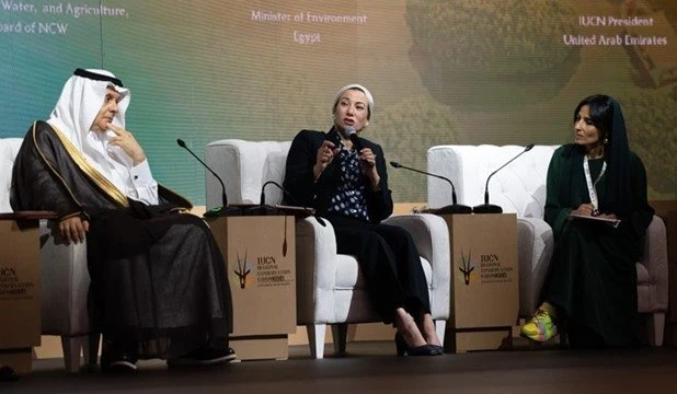 ياسمين فؤاد: الحكومة المصرية وضعت محور البيئة تحت قضية الأمن القومىشاركت الدكتورة ياسمين فؤاد وزيرة البيئة فى الجلسة الخاصة بالرؤية الاستراتيجية