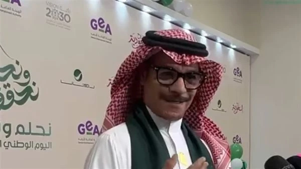 البوابة ستار: صور.. رابح صقر يغني للمملكة في عيدها بقيادة هاني فرحات أحيا الفنان رابح صقر حفلا غنائيا في الرياض بالتزامن مع الاحتفال بالعيد الوطني للمملكة العربية السعودية. وقاد ال