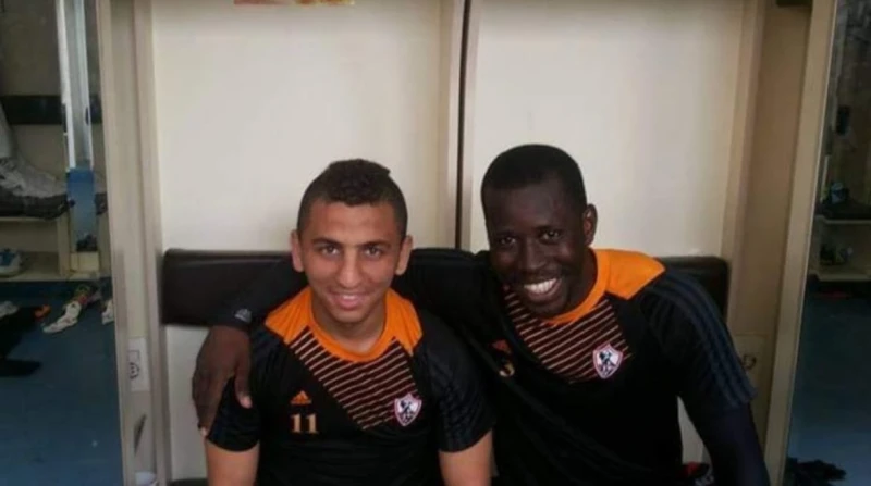 قصة هزت القلوب.. حكاية عريس الشرقية مع الزمالك ولحظات قبل الموت رحيل إسماعيل محمد عبد الصمد عريس الشرقية، قصة هزت القلوب، إذ أصبحت وفاته المريرة حديث