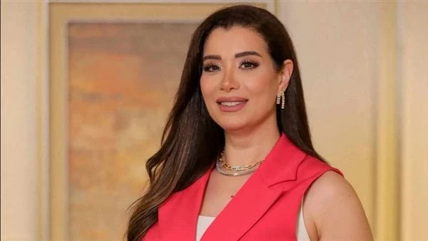 مروة صبري تفجر مفاجأة حول خناقة شيرين وحسام حبيبكشفت الإعلامية مروة صبرى عن رأيها فى أزمة الفنانة شيرين عبد الوهاب وطليقها الفنان حسام حبيب وتحديدا