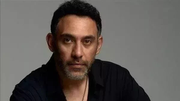 وقتكم انتهى.. عمرو مصطفى يقدم الدعم الفني للجيل الجديد وجه الفنان عمرو مصطفي رسالة تشجيع لكل الشباب الموهوب والطموح فى مجال الغناء، مؤكدا توجيه كل