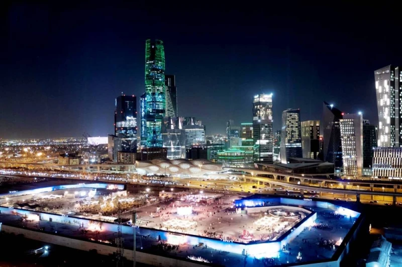 --وزير الثقافة: منصة إبداعية تجمع كبار الفنانين من داخل المملكة والعالمالأمير بدر بن عبدالله بن فرحاناحتفال نور الرياض.. منصة إبداعية سنوية تجمع كبار