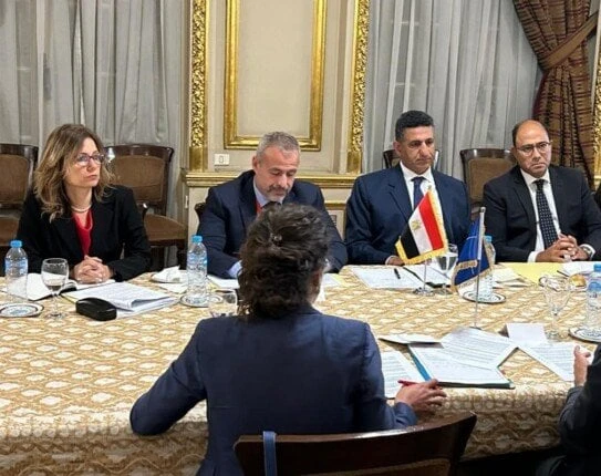 الخارجية ترأس جلسة مشاورات وطنية مع مبعوث سكرتير عام حلف الناتو للجوار الجنوبي وزارة الخارجية ترأس جلسة مشاورات وطنية آية الله حمديعقد السفير عمرو