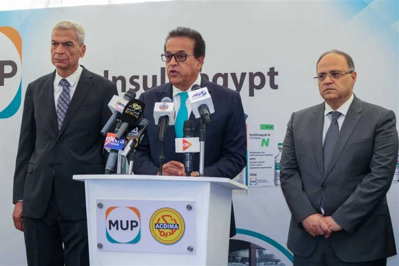 لم تبدأ يوم 16 سبتمبر.. وزير الصحة يفجر مفاجأة بشأن حالات النزلات المعوية في أسوان قال الدكتور خالد عبدالغفار نائب رئيس مجلس الوزراء ووزير الصحة والسكان، إن ظهور حالات النزلات المع