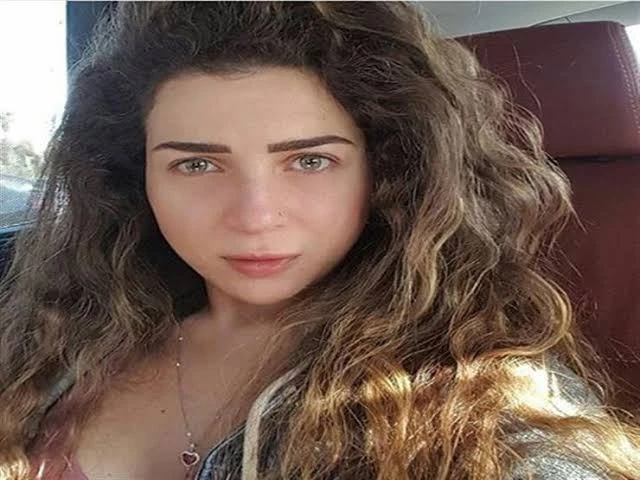 مي عزالدين داخل السباق الرمضاني افاق عربية - تصدرت الفنانة مي عز الدين محرك البحث عبر غوغل وذلك بعد مشاركتها في مسلسل الكينج والذي من المقرر عرضه في دراما رمضان المقبل 2025، وخاصة