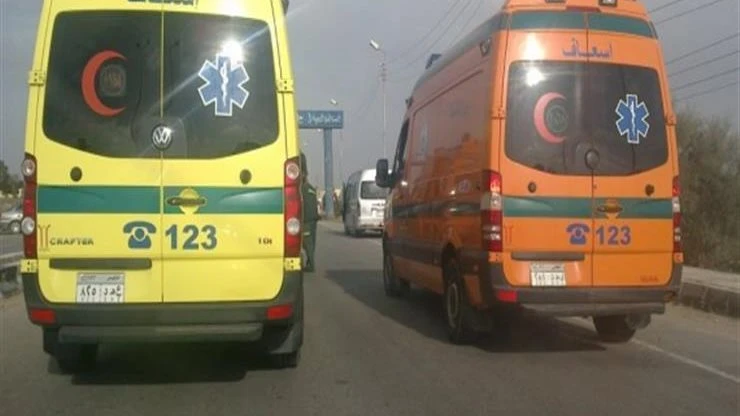 إصابة 5 أشخاص إثر انقلاب ميكروباص بالطريق الأوسطى وقع منذ قليل حادث انقلاب ميكروباص أعلى الطريق الأوسطى، مما تسبب في إصابة 5 أشخاص تم نقلهم إلى