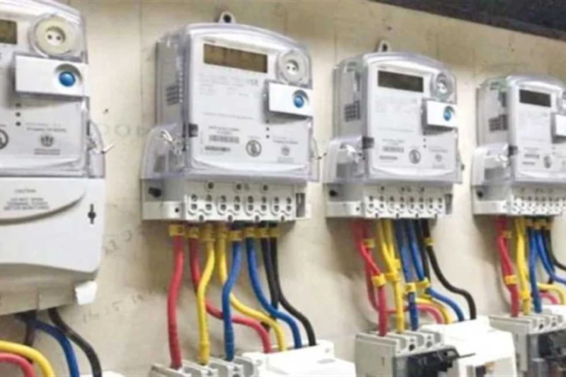 قطع المياه والكهرباء 12 ساعة عن 8 مناطق بمركز أبوقرقاص في المنيا السبت (تفاصيل) أعلنت شركة توزيع كهرباء مصر الوسطى بالمنيا، اليوم الجمعة 13 سبتمبر،