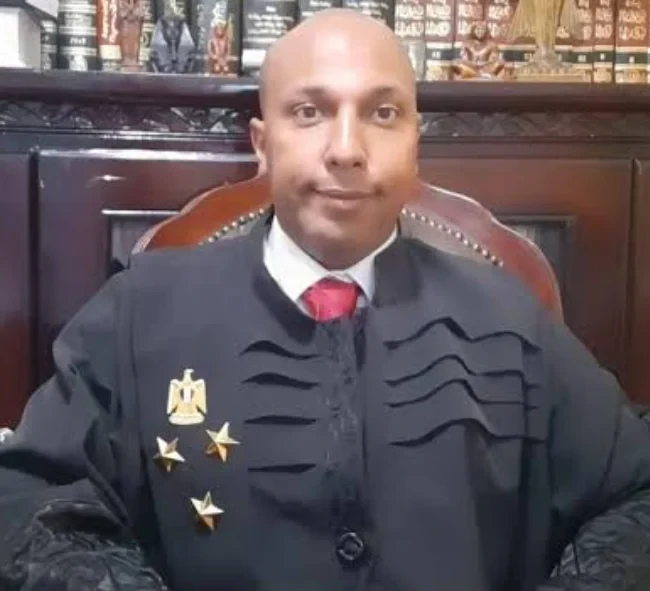 معركة المساكنة ولعت بين المحامي هاني سامح والنقابةقال المحامي المصري صاحب دعوة المساكنة قبل الزواج، إنه سيستمر في دعوته رغم التحرك النقابي ضده.وأضاف