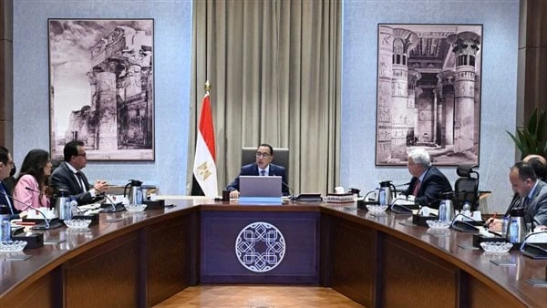 تطوير مستشفيات قصر العيني.. الحكومة: مشروع طموح وكبيرعقد الدكتور مصطفى مدبولي، رئيس مجلس الوزراء، اليوم الثلاثاء، بمقر الحكومة بالعاصمة الإدارية الجديدة، اجتماعا؛ لاستعراض مخطط تطو