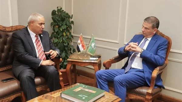 الزراعة: نتعاون مع الفاو الفترة المقبلة لتنفيذ المدارس الحقلية وتطوير الري استقبل علاء فاروق وزير الزراعة واستصلاح الأراضي، الدكتور عبدالحكيم الواعر الممثل الاقليمي للشرق الأدنى وش