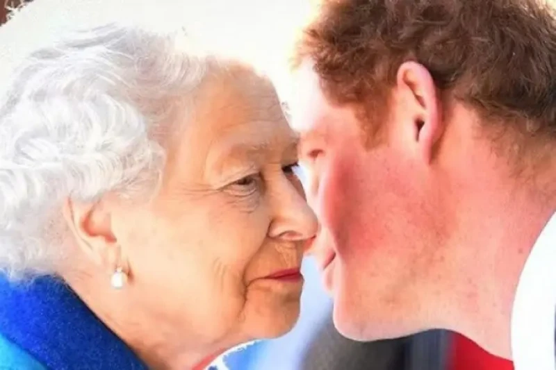 رغم وفاتها .. هدية من الملكة اليزابيث إلي الأمير هاري في عيد ميلاده يقال إن الأمير هاري من المقرر أن يتلقى ملايين الجنيهات من الملكة الراحلة إليزابيث