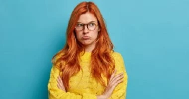 9 كلمات ممنوع تقولها لأي ست.. أشهرها شكلك مرهقة واهدي المرأة والمنوعات تمتلك المرأة شخصية حساسة، أقل القليل يزعجها، رغم أنها قادرة على فعل المستحيل، ولكن هناك بعض الكلمات السلبية ا