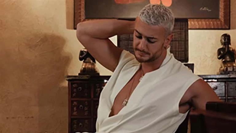 فنون: أحدث ظهور ل سعد لمجرد بالكيمونو الياباني.. والجمهور: أنت أتغيرت أوي 11:07 م الأربعاء 11 سبتمبر 2024 شارك المطرب المغربي سعد لمجرد جمهوره