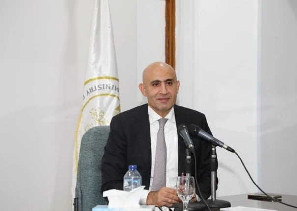 وزير التعليم: صرف مرتبات المدرسين المتطوعين يوم 25 من كل شهر نادية جودةأكد محمد عبد اللطيف، وزير التربية والتعليم والتعليم الفني، أن الوزارة نسقت مع وزارة المالية بخصوص صرف مرتبات 