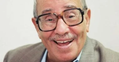 فن: نجل فؤاد المهندس يسترجع ذكرياته مع والده لليوم السابع بمئوية الأستاذ كشف محمد فؤاد المهندس طريقة احتفال والده بعيد ميلاده، بالتزامن مع ذكرى