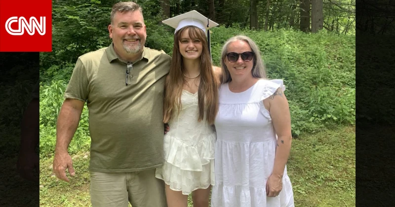 رجل يصاب ب 3 فيروسات في آن واحد بعد لدغة بعوضة تكنولوجيا نقل رجل من ولاية نيو هامبشاير الأمريكية إلى المستشفى بعد أن أثبتت الفحوصات إصابته ب 3 فيروسات تنتقل عن طريق البعوض. وثبتت إ