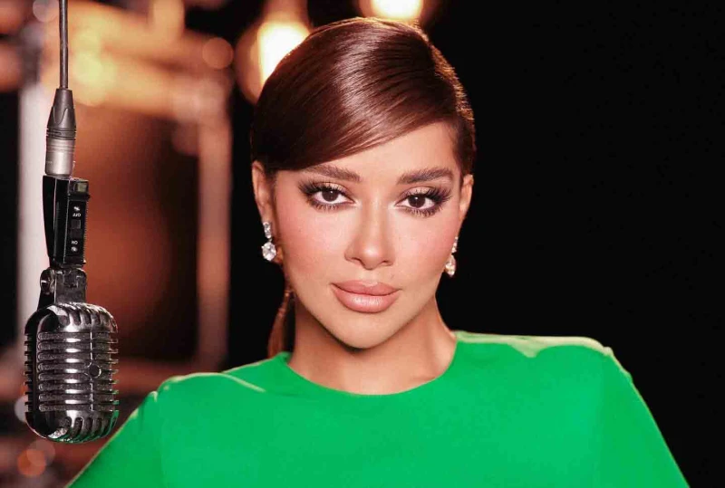 بالصور- بلقيس تلفت الأنظار في أسبوع ميلانو للموضة شاركت الفنانة بلقيس فتحي، في فعاليات أسبوع الموضة في ميلانو، حيث حضرت عرض أزياء المصممة العالمية دوناتيلا فرساتشي. بهذه المناسبة،