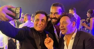 نجوم الغناء فى حفل زفاف نجل محسن جابر .. صور تعرف على التالي نجوم الغناء فى حفل زفاف نجل محسن جابر .. صور، حرص عدد من نجوم الغناء والفن على حضور حفل