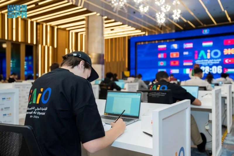 متنافسو 25 دولة في الأولمبياد الدولي للذكاء الاصطناعي يجرون أولى الاختبارات العلمية منوعات خضع المتنافسون في الأولمبياد الدولي للذكاء الاصطناعي ()