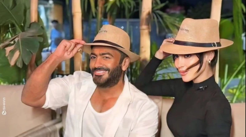 في حضور بسمة بوسيل.. تامر حسني يفتتح مطعمه بأكتوبر احتفل الفنان تامر حسني بافتتاح مطعمه الجديد، الذي يحمل اسم ابنه آدم، بمدينة السادس من أكتوبر،