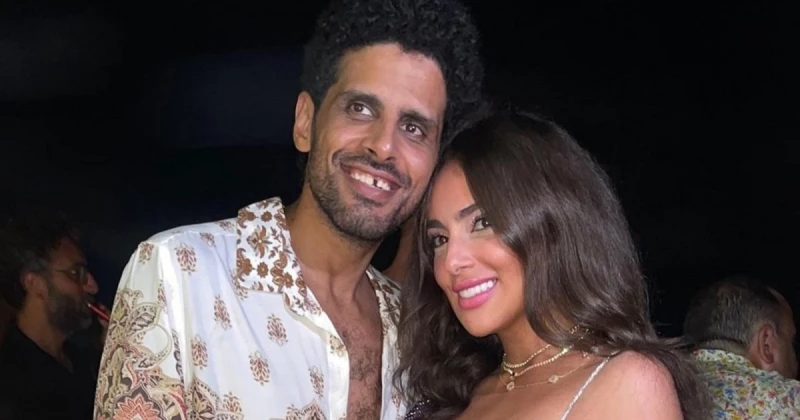 بأجواء رومنسية.. حمدي الميرغني يعايد زوجته في ذكرى زواجهما بهذه الكليمات الجميلة تعرف على التالي بأجواء رومنسية.. حمدي الميرغني يعايد زوجته في ذكرى