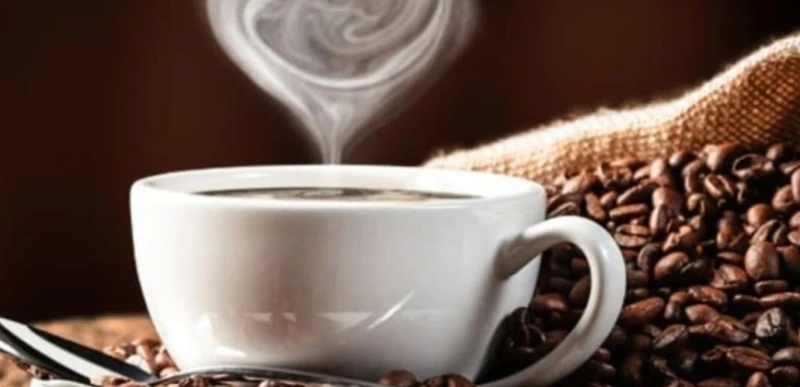 فوائد القهوة.. كيف يمكن أن تعزز صحة الدماغ والجسم؟ صحة بحسب تقارير طبية حديثة، فإن استهلاك القهوة باعتدال يمكن أن يوفر فوائد صحية متعددة للدماغ