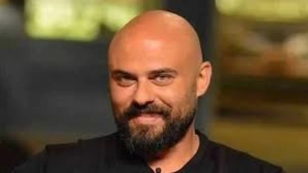 انقضاء الدعوى الجنائية في اتهام أحمد صلاح حسني بإتلاف سيارة موظف قضت محكمة جنح التجمع الخامس، بانقضاء دعوى اتهام الفنان أحمد صلاح حسني، بتدمير سيارة