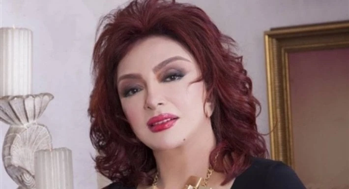 عاجباني في كل خطواتها.. نبيلة عبيد تشيد ب غادة عبد الرازق صورةأشادت الفنانة نبيلة عبيد، بالفنانة غادة عبد الرازق، وذلك بعد فوزها بجائزة ديرجست كأفضل