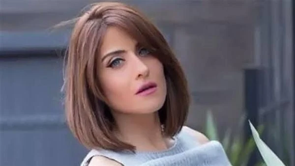 هيدي كرم تريند والسبب تصريحاتها عن الزواج برجل من غير ديانتها تعرف على التالي هيدي كرم تريند والسبب تصريحاتها عن الزواج برجل من غير ديانتها، احتل اسم الفنانة هيدي كرم مواقع التواصل