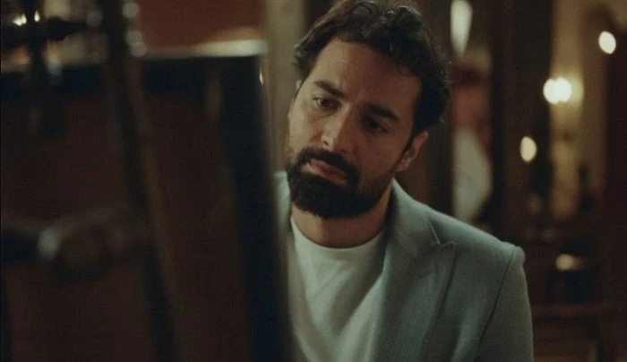 أحمد حاتم يروج لمسلسل عمر أفندي الحلقة 13 تعرف على التالي أحمد حاتم يروج ل مسلسل عمر أفندي الحلقة 13، روج الفنان أحمد حاتم، لعرض الحلقة 13 من مسلسل