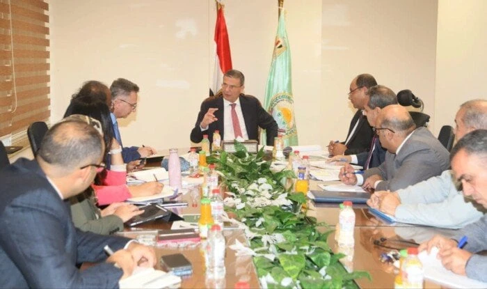 وزير الزراعة يستقبل بعثة البنك الدولي لبحث التعاون المشتركاستقبل علاء فاروق وزير الزراعة واستصلاح الأراضي، بعثة البنك الدولي، برئاسة رابح كراكي مدير