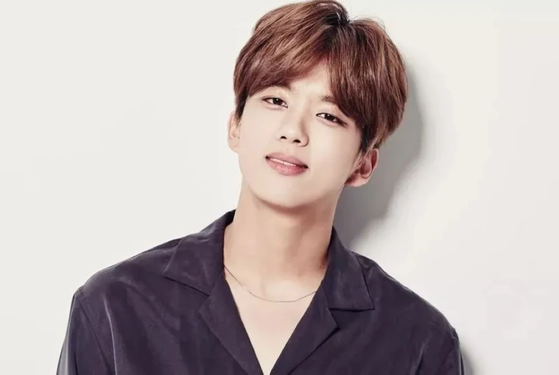 الثقافة والفن: يونغجاي من فرقة .. ينضم لمسلسل كوري جديد.. ما القصة؟ من المقرر أن يلعب المغني الكوري الجنوبي يونغجاي عضو فرقة .. دور البطولة في مسلسل