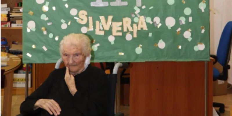 وفاة أكبر معمرة في إسبانيا عن عمر 114 عاما ناس وخدمات توفيت الإسبانية سيلفيريا مارتين دياز أكبر معمرة في إسبانيا، وتاسع أكبر شخص عمرا في العالم، عن