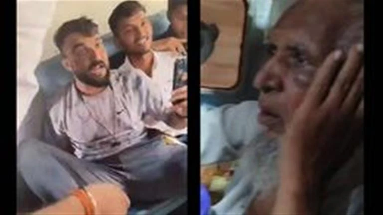 بسبب اللحم.. لن تتوقع ما حدث مع رجل هندي داخل قطار لايف ستايل 06:01 م الأربعاء 04 سبتمبر 2024 كتب سيد متولي تعرض رجل مسن للصفع والإساءة بشكل متكرر على متن قطار متحرك من قبل الركاب