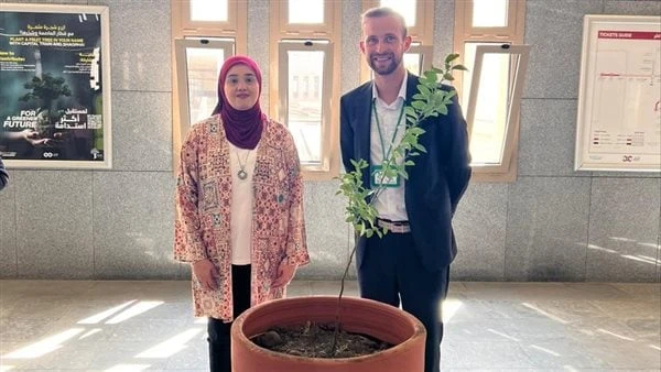 الشركة الفرنسية تطلق مبادرة لزراعة الأشجار المثمرة داخل محطات القطار الكهربائي الخفيف قالت الشركة الفرنسية المسئولة عن إدارة وتشغيل الخط الأخضر