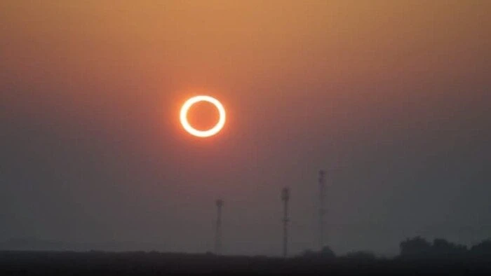 هل يرى في مصر؟.. تفاصيل كسوف الشمس الأربعاء المقبل منوعات الاسبوع كسوف الشمس.. صرح الدكتور طه رابح، رئيس المعهد القومي للبحوث الفلكية والجيوفيزيقية، بأنه وفقا للحسابات الفلكية التي