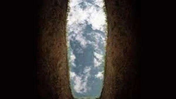 دعاء للميت في شهر المولد النبوي.. 7 كلمات تملأ قبره بالنور يعد دعاء للميت في شهر المولد النبوي أجمل وسيلة لمشاركة أحبنا من الأموات فرحة ونفحات هذا